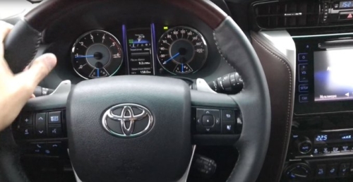 Тест-драйвы и обзоры Toyota Fortuner (Тойота Фортунер). Экспресс-тест Toyota Fortuner: Делай, что хочешь