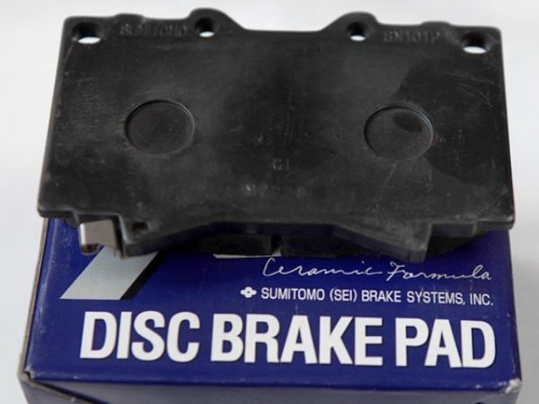 ТОП-5 причин купить колодки SUMITOMO для безопасного торможения