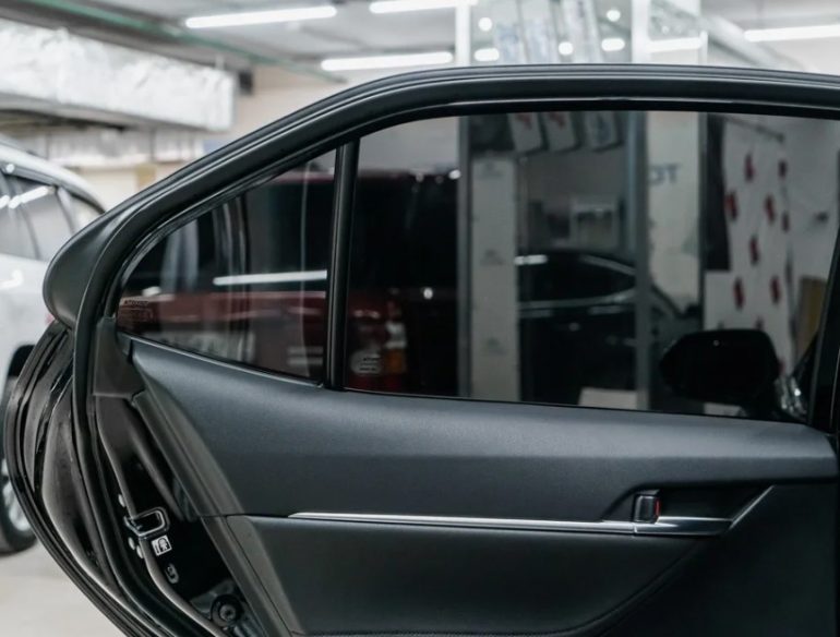 Автоматическая тонировка стекол автомобиля: удобство и безопасность нового поколения