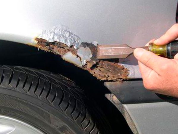 Как убрать ржавчину с кузова автомобиля: три рабочих метода, как справиться своими руками с ржавым пятном на кузове машины